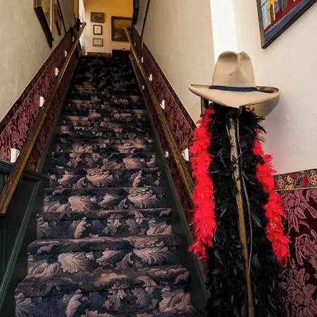 Red Garter Inn